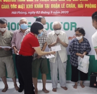 Chương trình tặng quà cho người có hoàn cảnh khó khăn nhân dịp 2/9